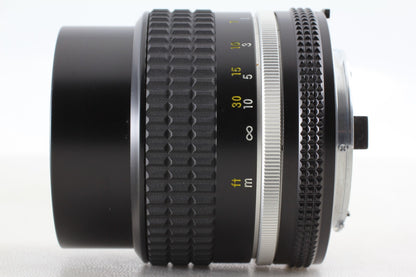 "UNUSED" Nikon Ai-s Nikkor 85mm f/2 Portrait Lens for FM2 F3 From JAPAN #5126